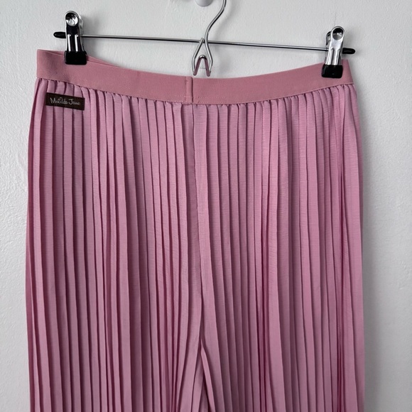 NWT Matilda Jane Heart to Heart Curtain Call Barbie pink pleated pant Size Small - Picture 7 of 9